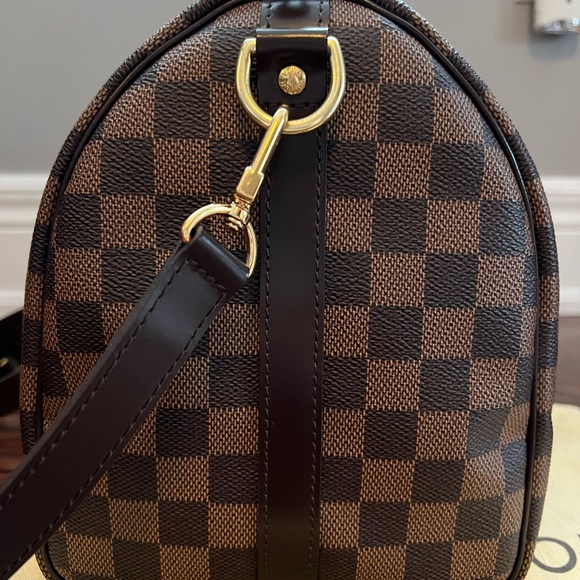 SOLD Authentic Louis Vuitton Speedy 30B - Picture 4 of 15
